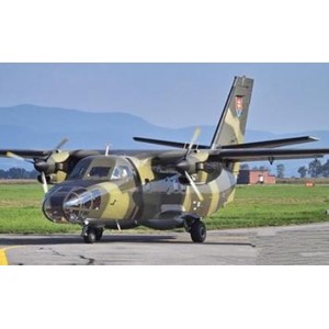 捷克工业l-410私人飞机